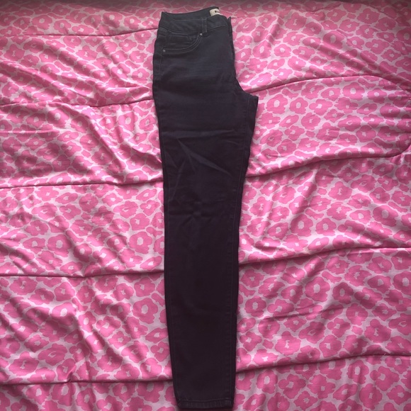 Black pants . - Picture 4 of 4